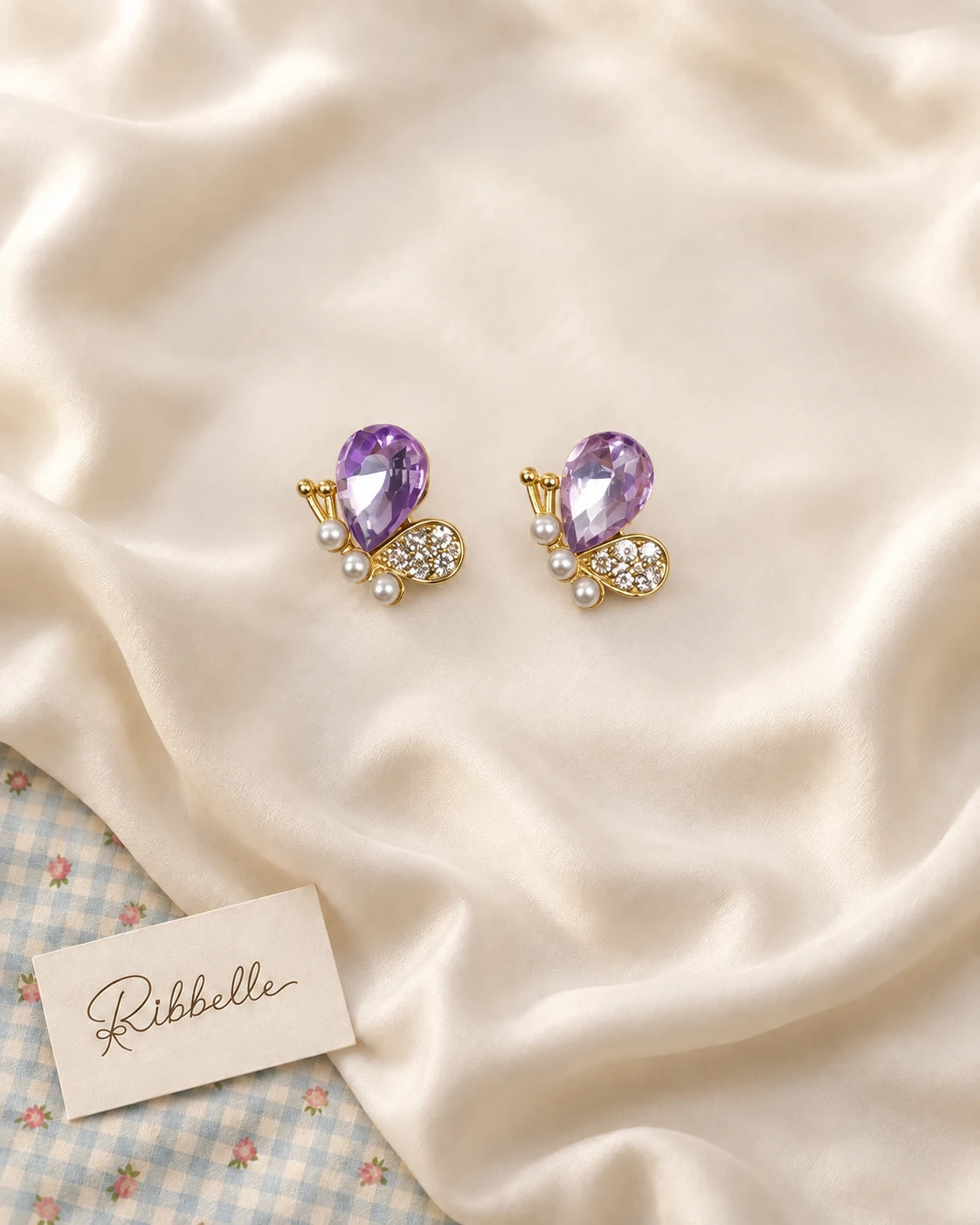 Stud Earring Collection (4 Pairs) · Gold tone · Pair 3