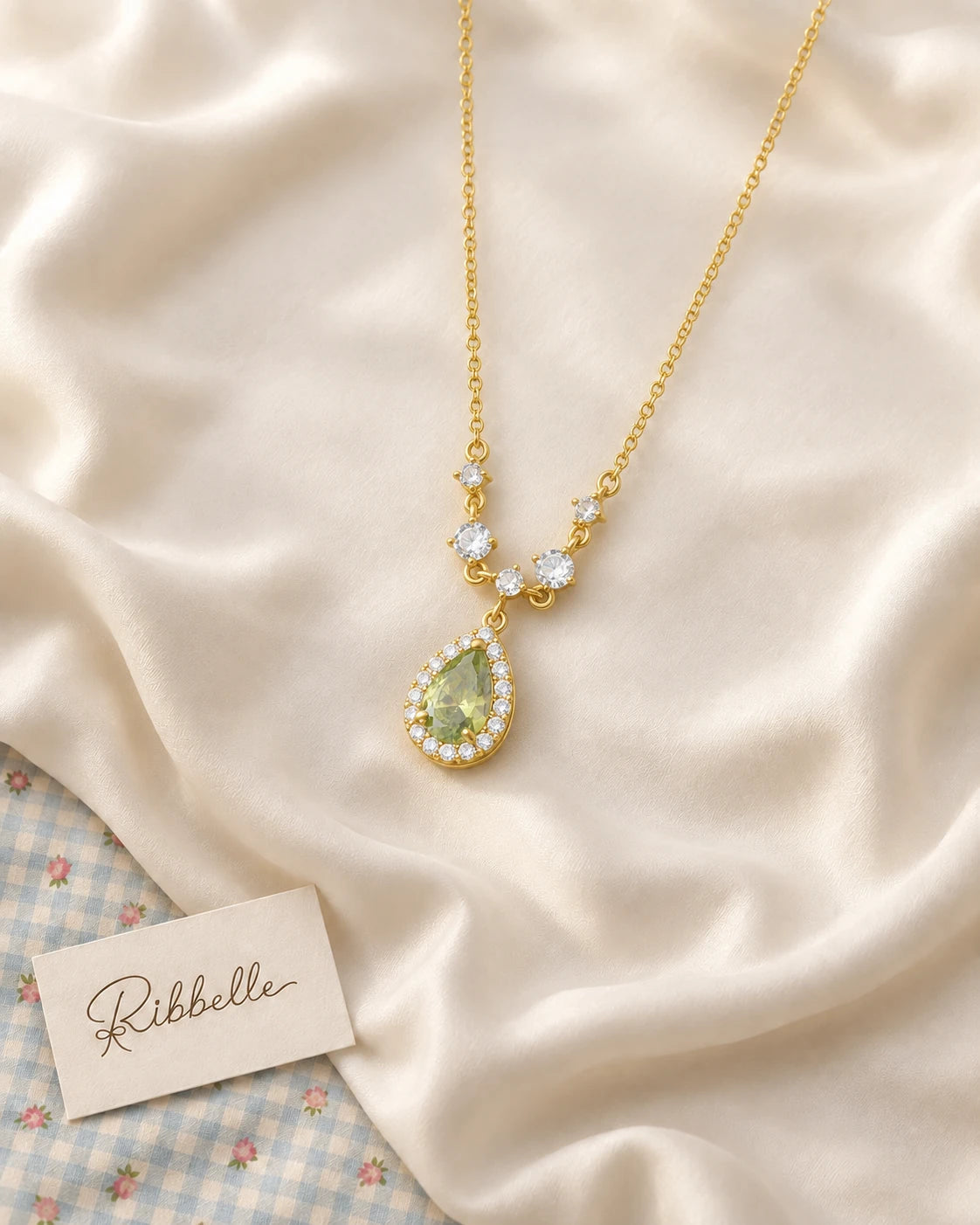 Teardrop Necklace · Green