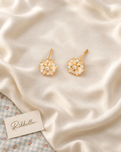 Cream Flower Earrings