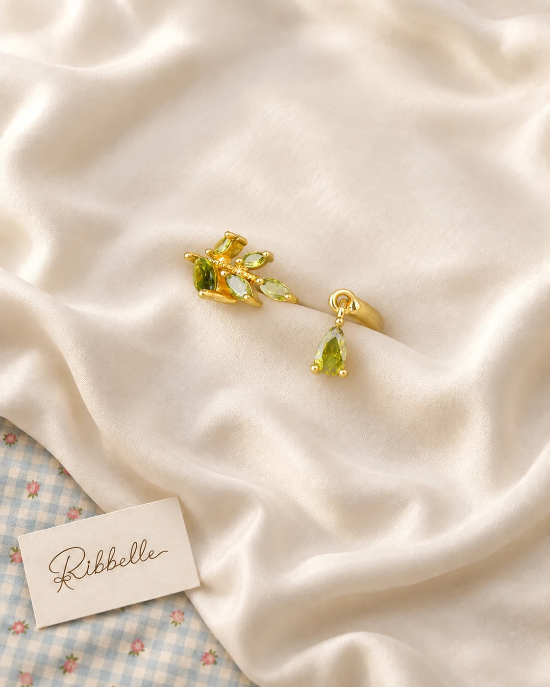 Green Leaf Ring · II